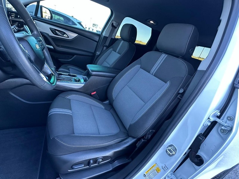 Chevrolet Blazer Vehicle Full-screen Gallery Image 08