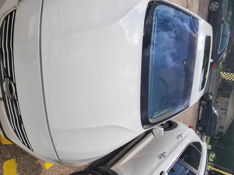 Volvo XC90 Vehicle Image 02