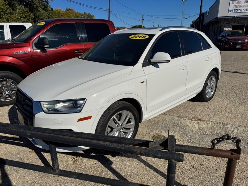 Audi Q3 Vehicle Image 03