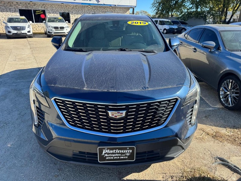 Cadillac XT4 Vehicle Image 02