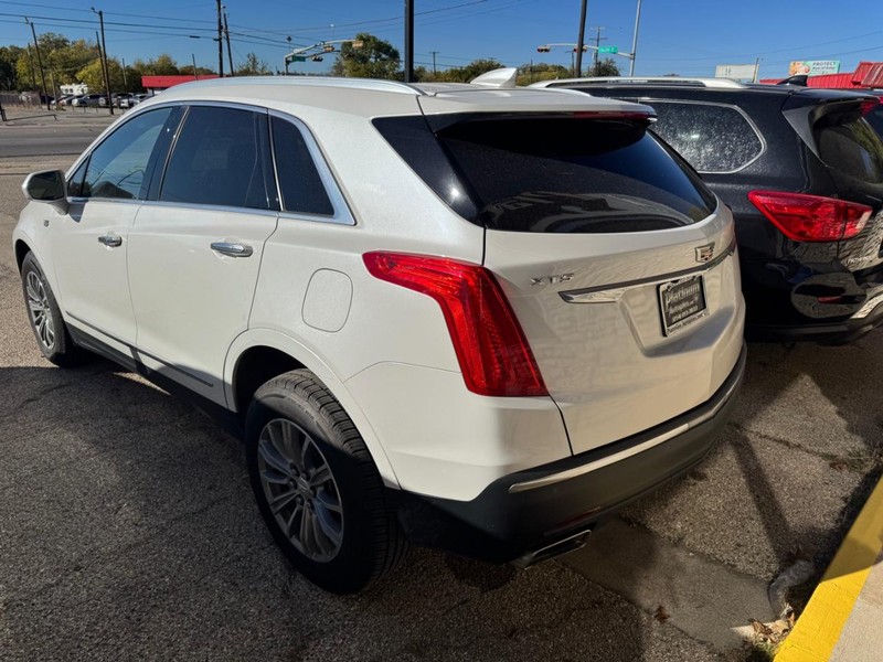 Cadillac XT5 Vehicle Image 04