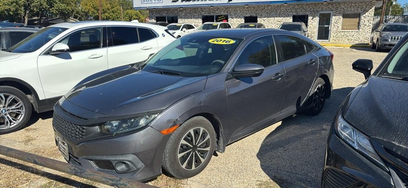 Honda Civic Sedan Vehicle Image 03