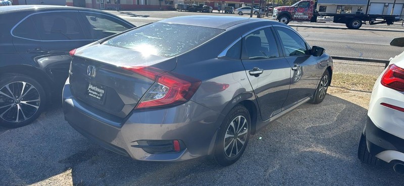Honda Civic Sedan Vehicle Image 06