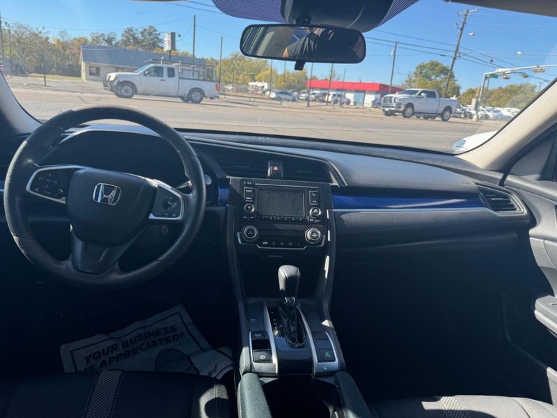 Honda Civic Sedan Vehicle Image 07