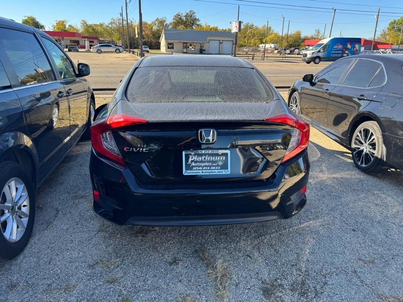 Honda Civic Sedan Vehicle Image 03