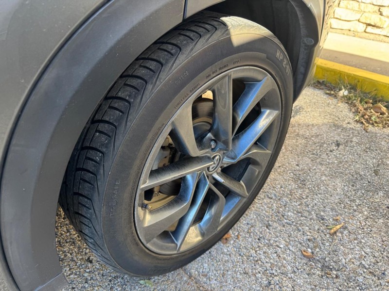 INFINITI QX50 Vehicle Image 04