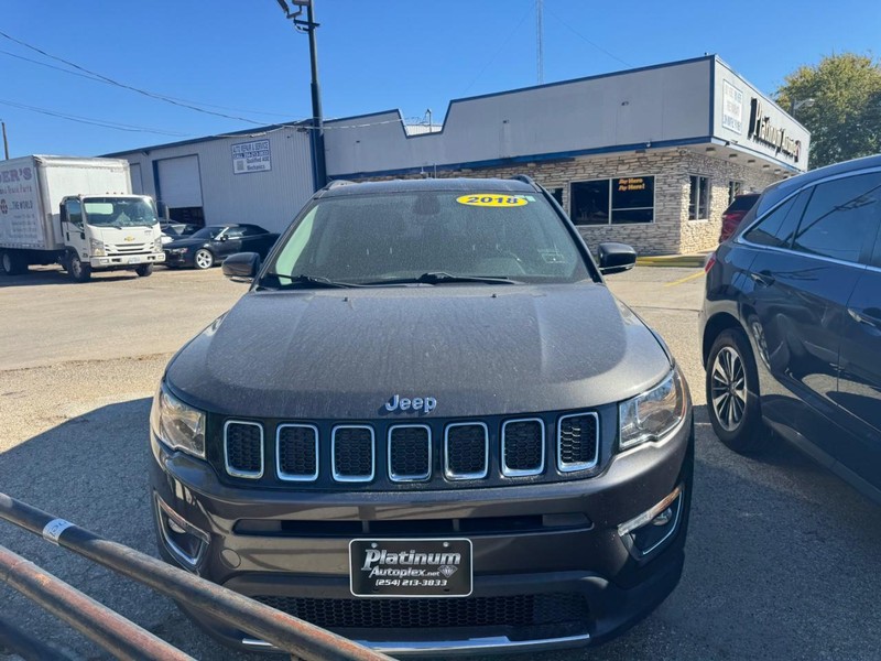 Jeep Compass Vehicle Image 02
