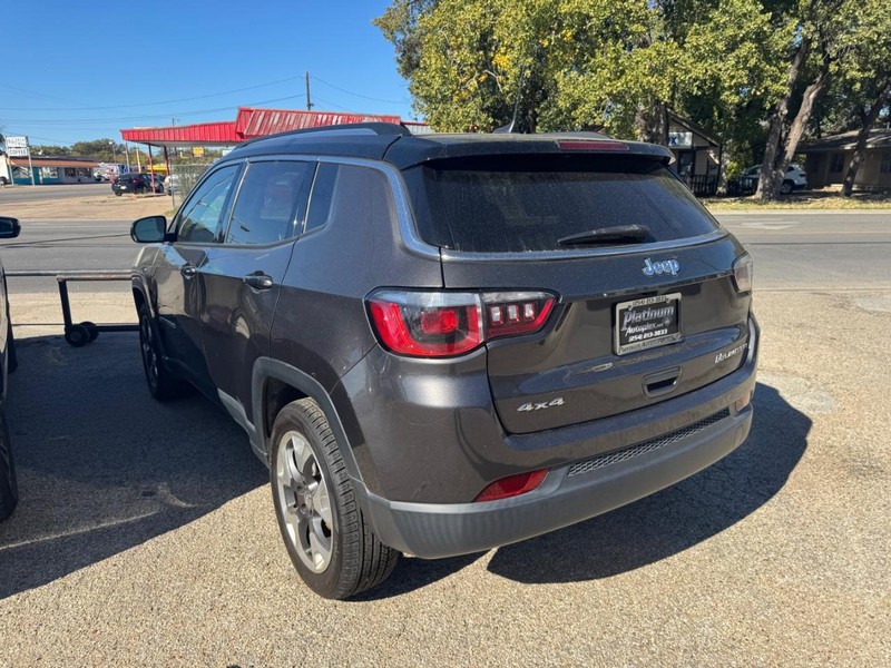 Jeep Compass Vehicle Image 06