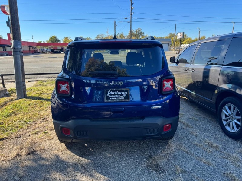 Jeep Renegade Vehicle Image 05