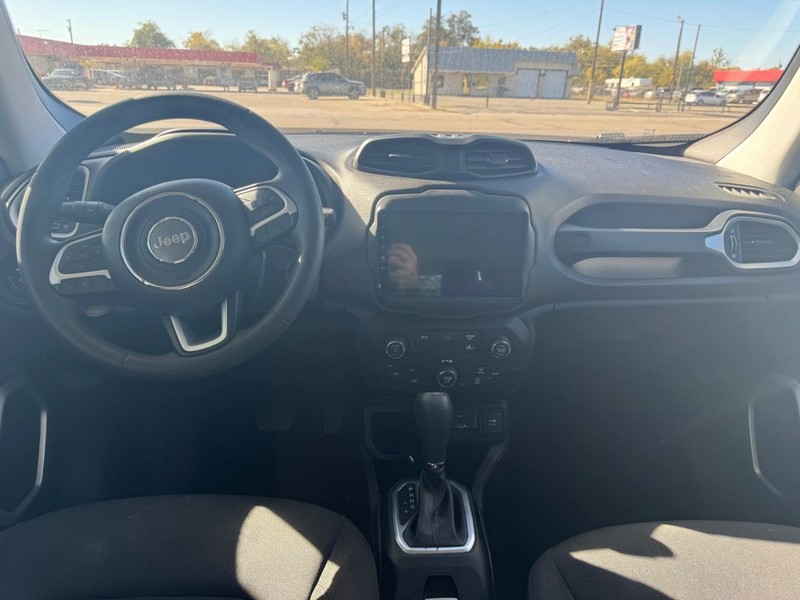 Jeep Renegade Vehicle Image 08