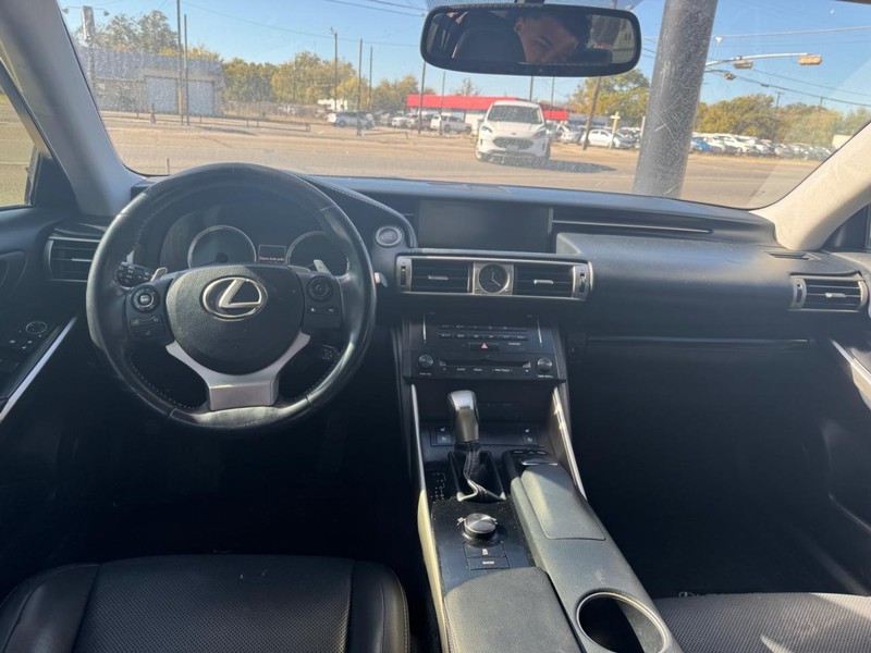 Lexus IS 250 Vehicle Image 05