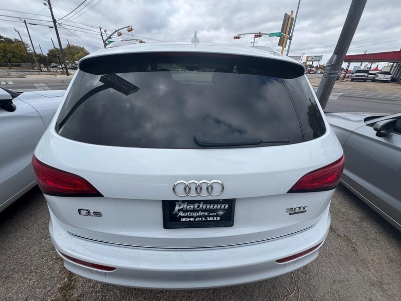 Audi Q5 Vehicle Image 06