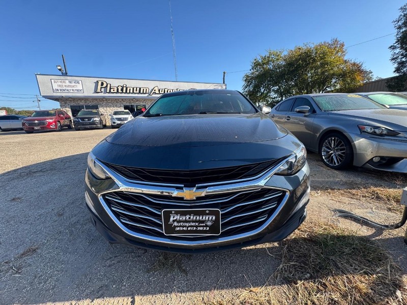 Chevrolet Malibu Vehicle Image 02