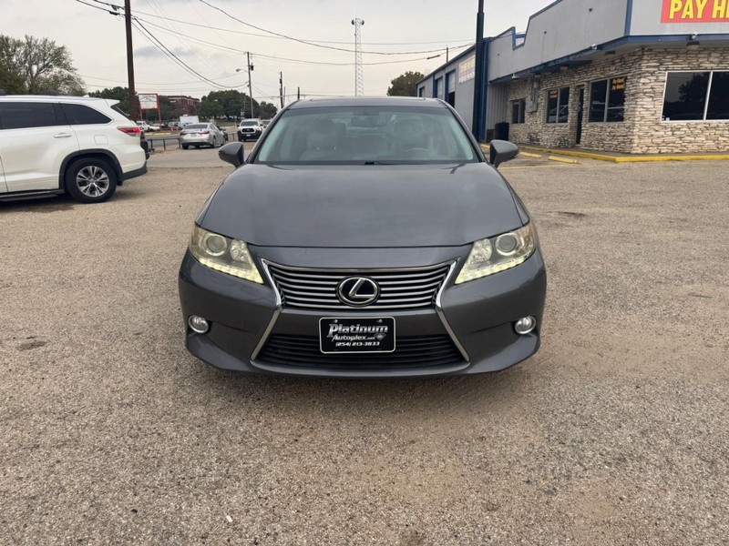Lexus ES 350 Vehicle Image 02