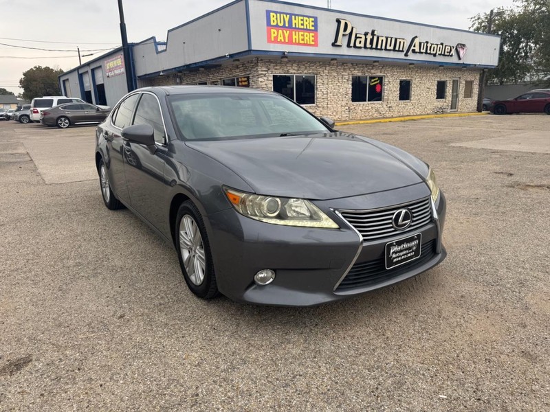 Lexus ES 350 Vehicle Image 03