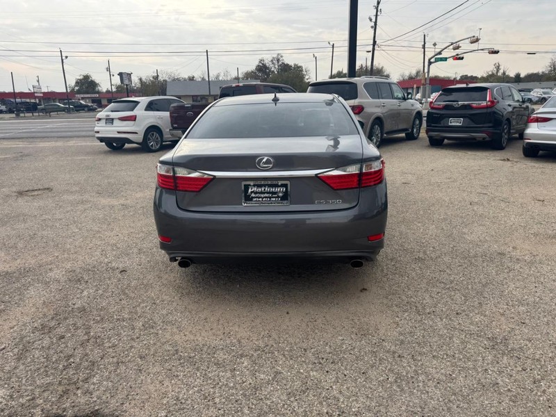 Lexus ES 350 Vehicle Image 05