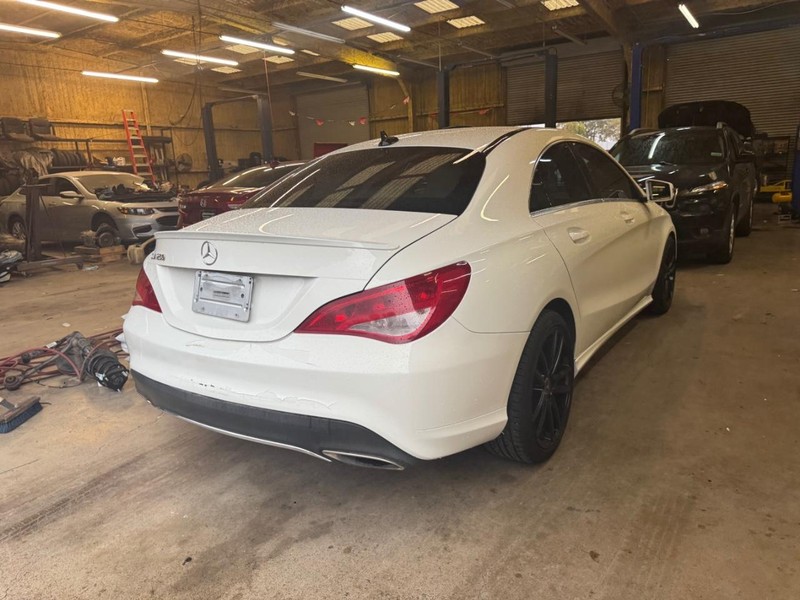 Mercedes-Benz CLA Vehicle Image 07