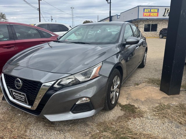 more details - nissan altima