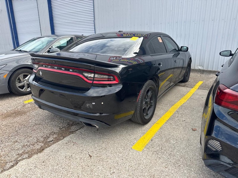 Dodge Charger Vehicle Image 02