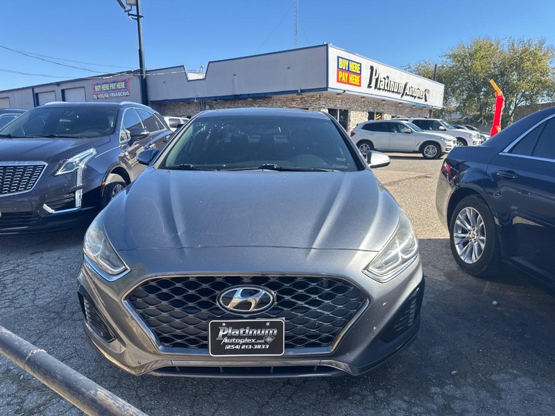 Hyundai Sonata Vehicle Image 02