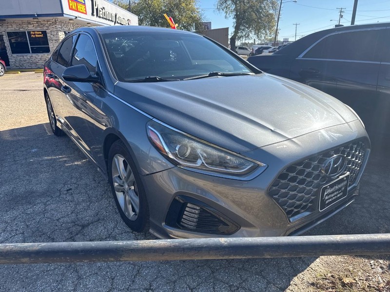 Hyundai Sonata Vehicle Image 03