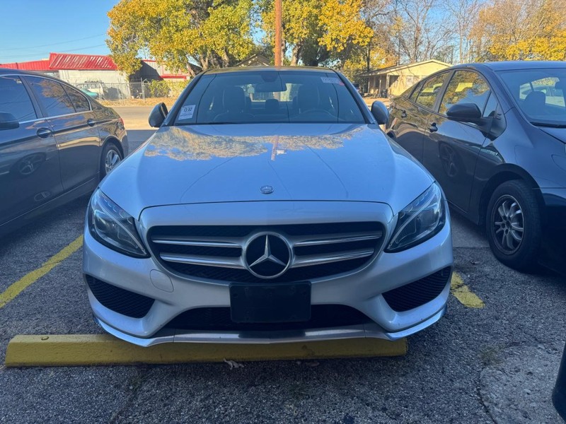 Mercedes-Benz C-Class Vehicle Image 02