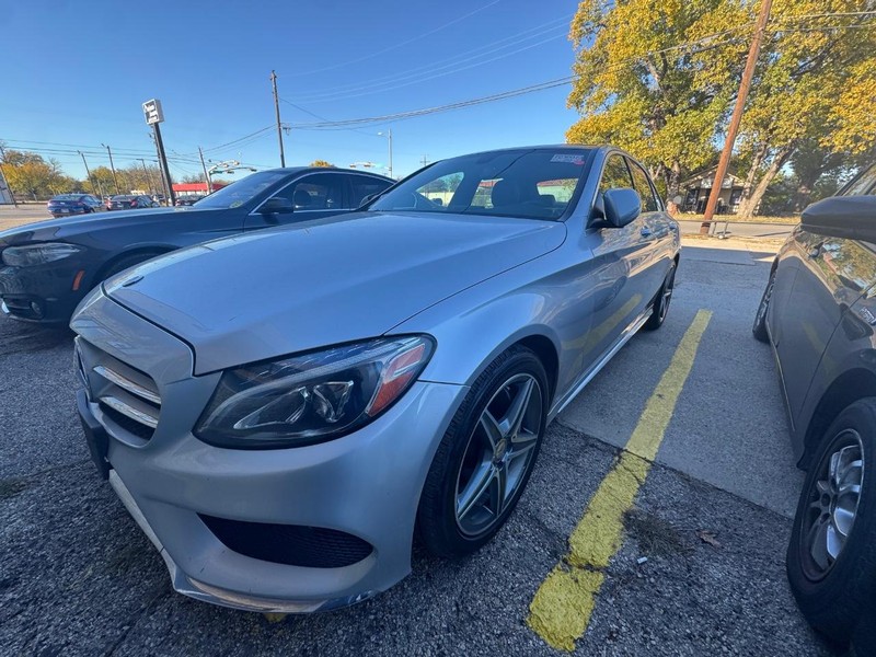 Mercedes-Benz C-Class Vehicle Image 03