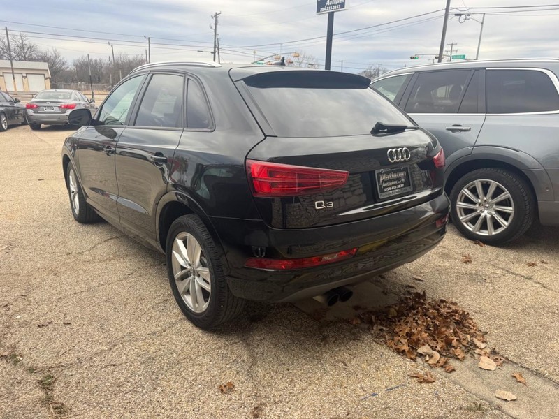 Audi Q3 Vehicle Image 04