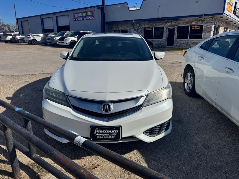 Acura ILX Vehicle Image 02