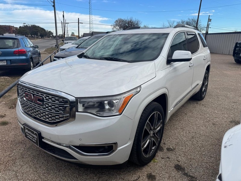 GMC Acadia Vehicle Image 03