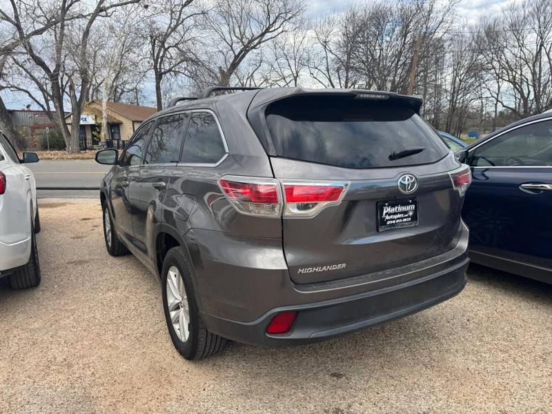 Toyota Highlander Vehicle Image 06