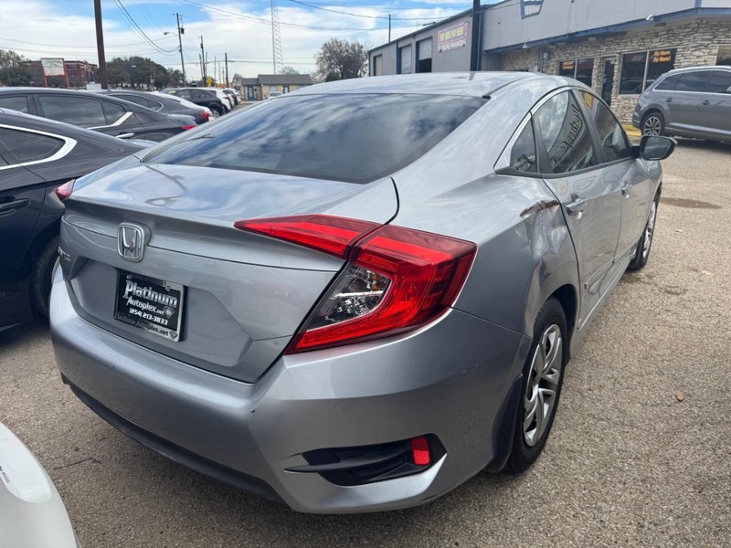 Honda Civic Sedan Vehicle Image 04