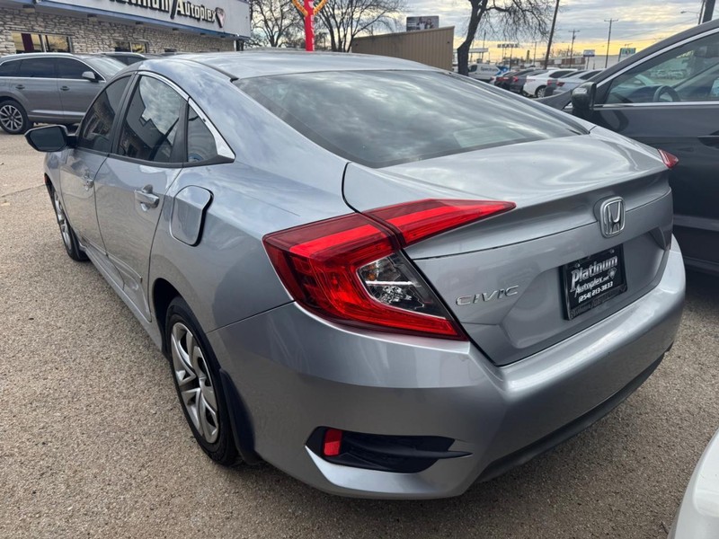 Honda Civic Sedan Vehicle Image 05