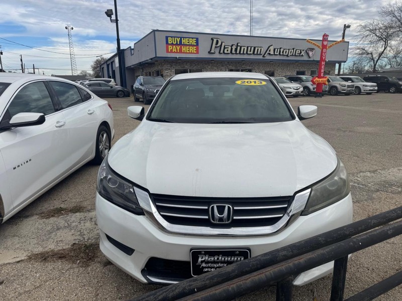 Honda Accord Sedan Vehicle Image 02