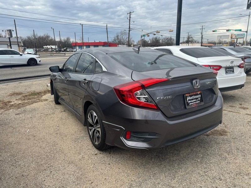 Honda Civic Sedan Vehicle Image 06