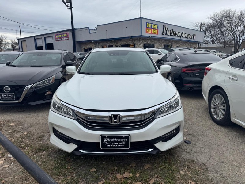 Honda Accord Sedan Vehicle Image 02