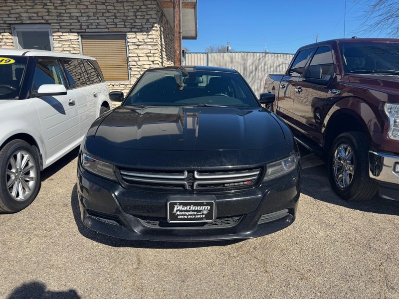 Dodge Charger Vehicle Full-screen Gallery Image 02