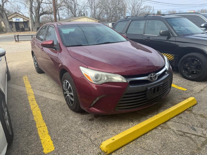 Toyota Camry Vehicle Image 03