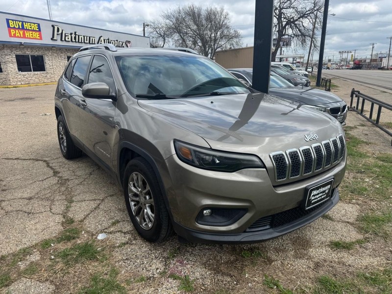 Jeep Cherokee Vehicle Image 03