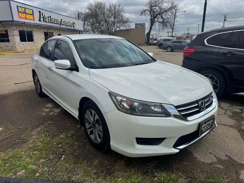 Honda Accord Sedan Vehicle Image 03