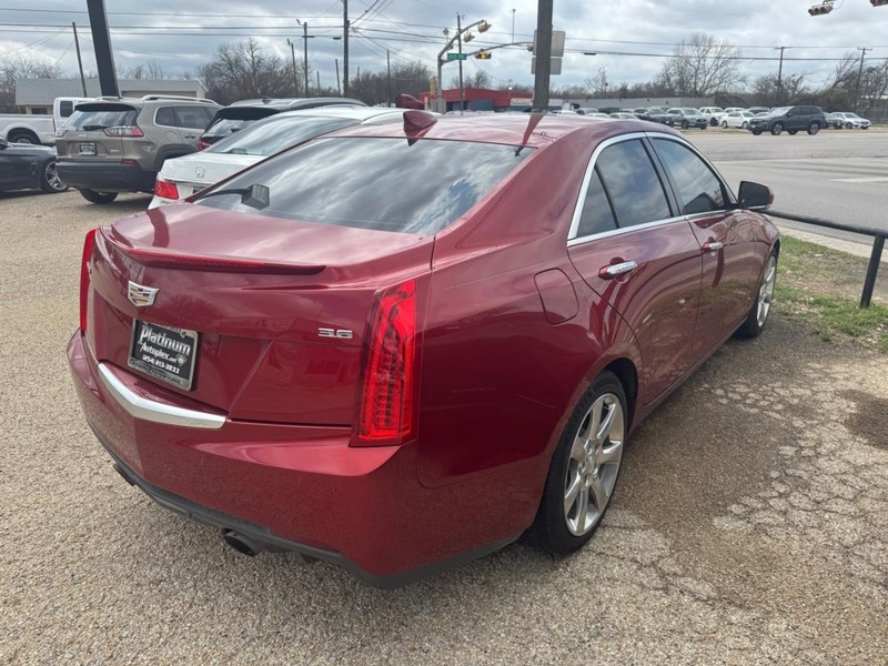 Cadillac ATS Sedan Vehicle Image 04