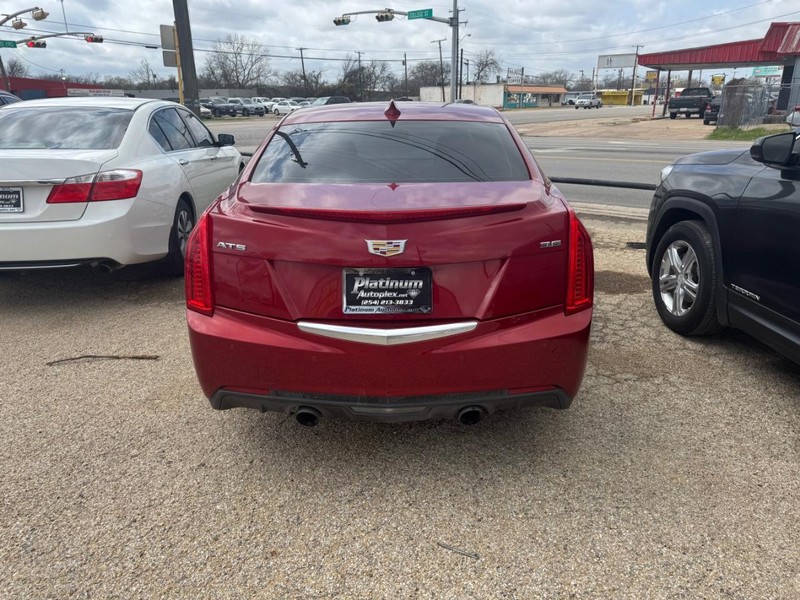 Cadillac ATS Sedan Vehicle Image 05