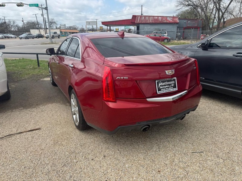 Cadillac ATS Sedan Vehicle Image 06