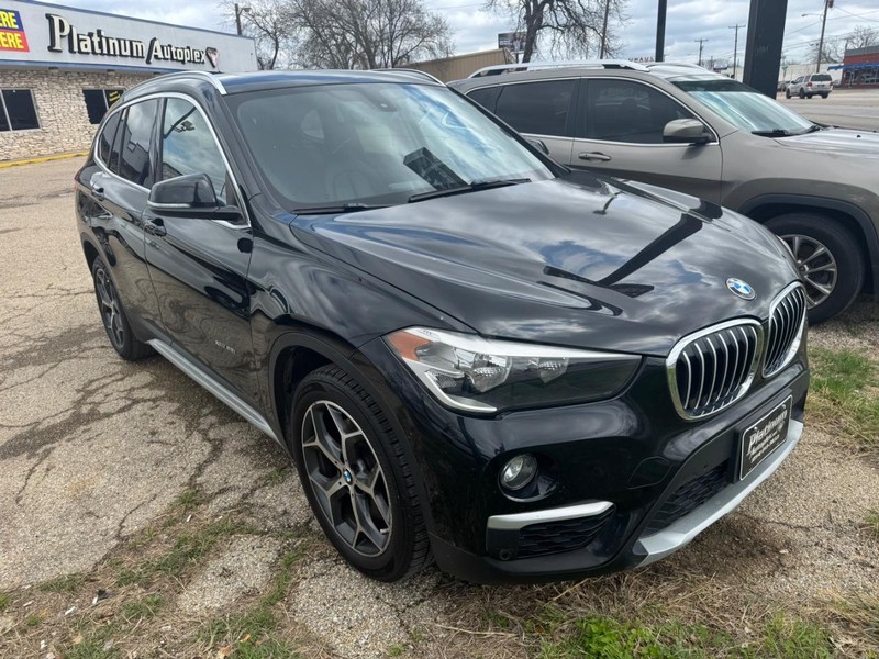 BMW X1 Vehicle Image 03