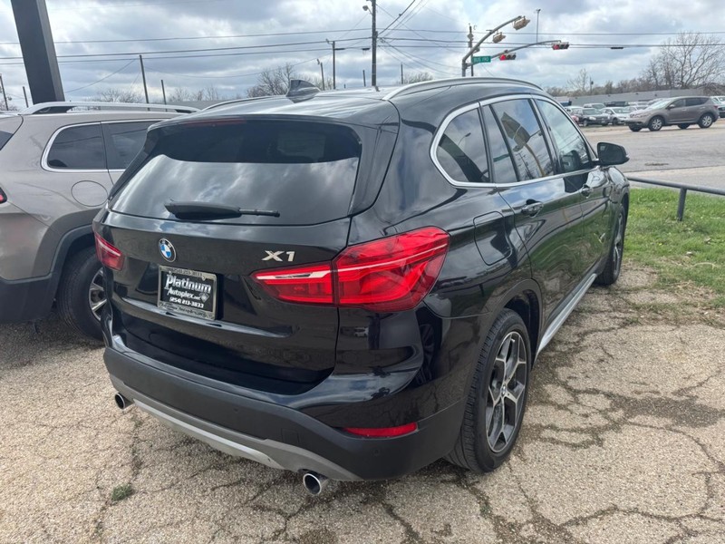 BMW X1 Vehicle Image 04