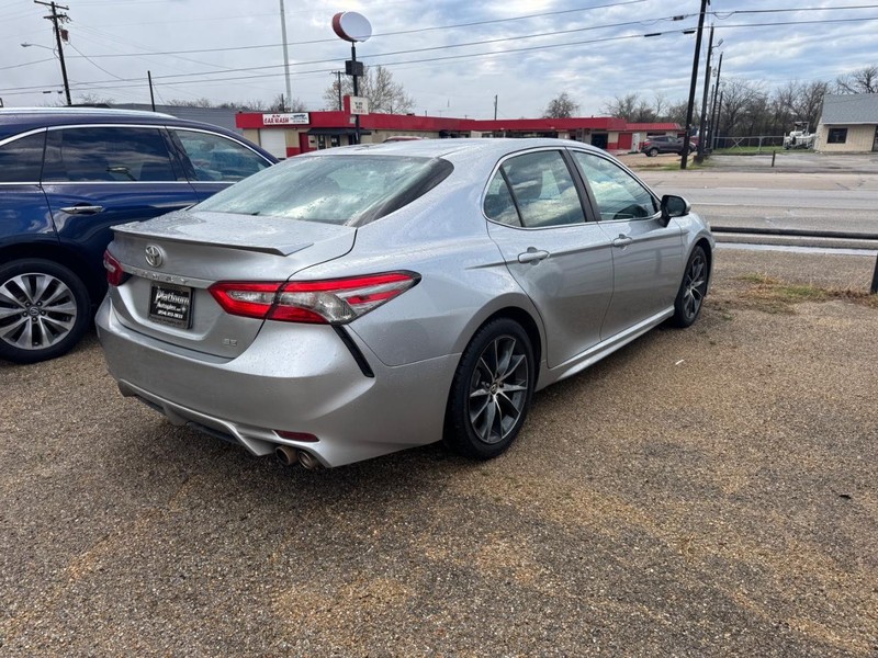 Toyota Camry Vehicle Image 04