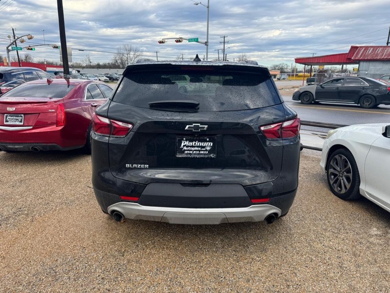 Chevrolet Blazer Vehicle Image 05