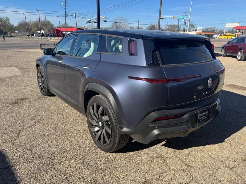 Fisker Ocean Vehicle Image 06