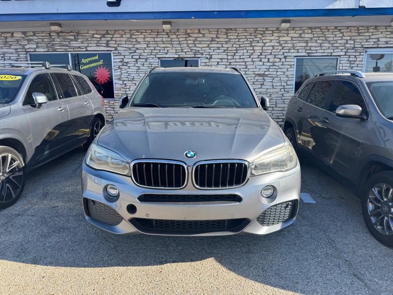 BMW X5 Vehicle Image 02