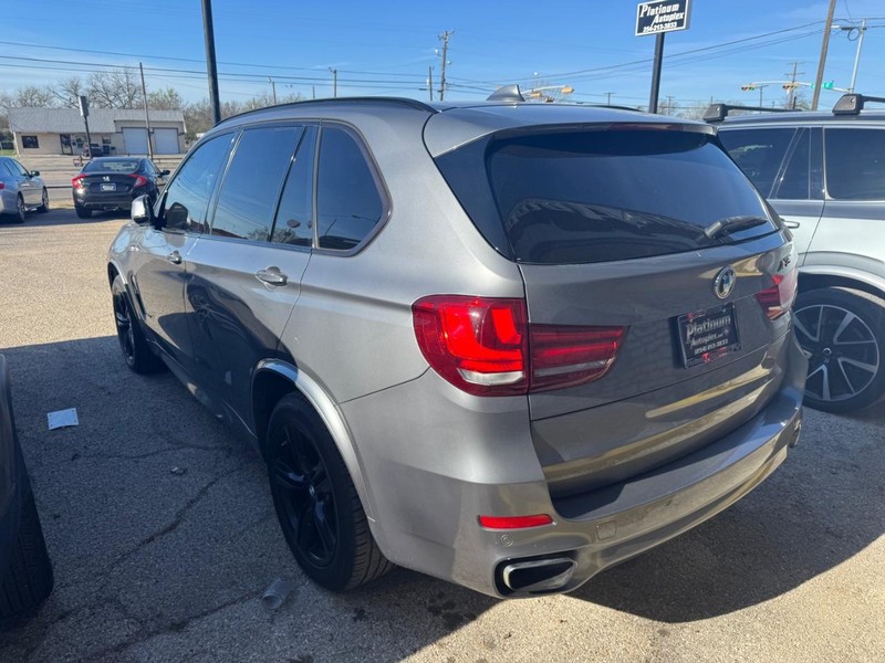 BMW X5 Vehicle Image 06